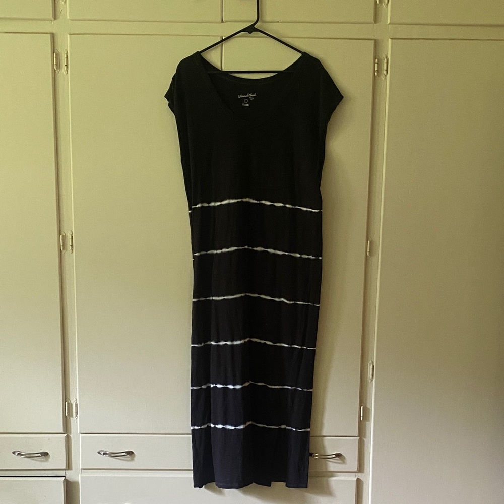 Universal Thread Black Maxi Dress with White Stripes